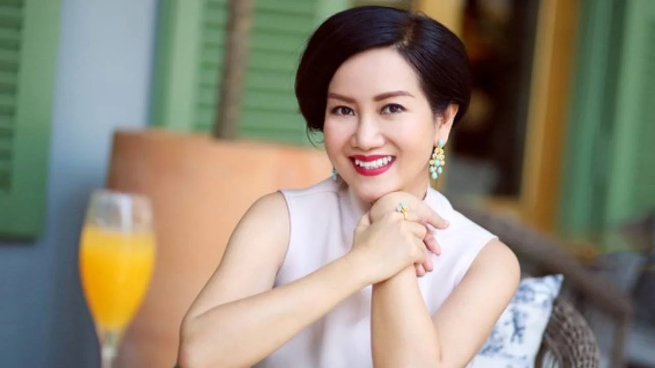 Trang chủ Chị Hoàng Thu